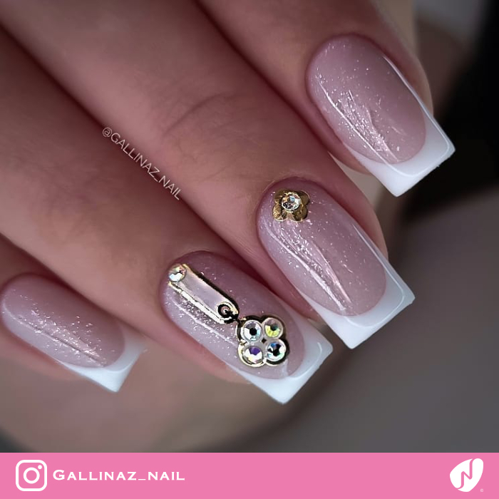 Van Cleef French Nails