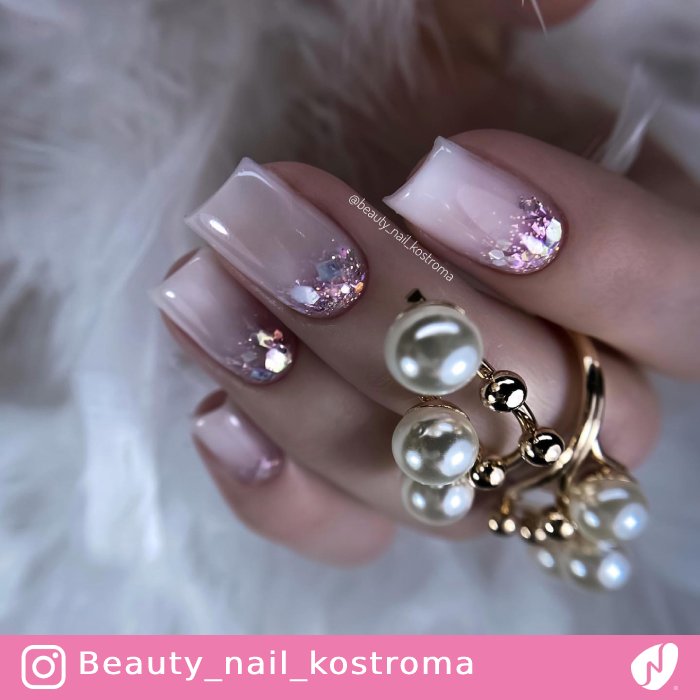 Glitter Embedding Fancy Nails